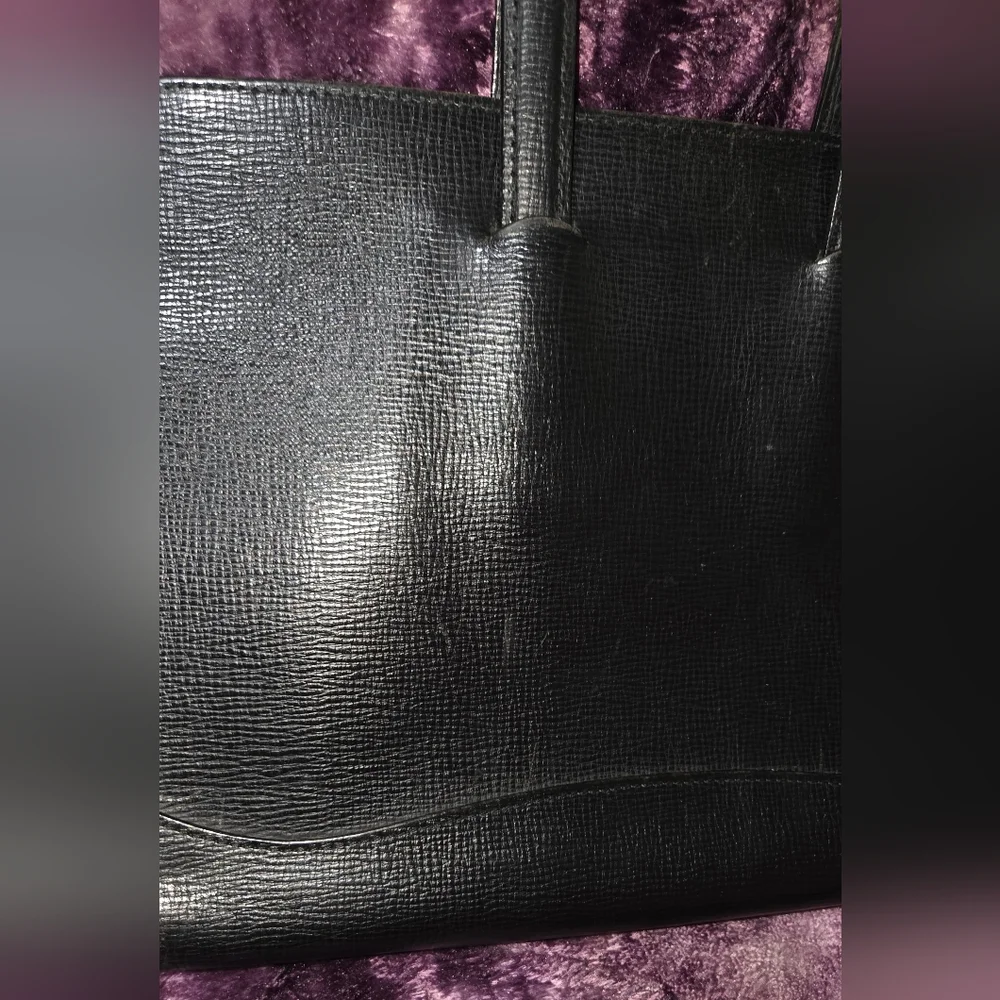 Burberrys Vintage Black Leather Zip Top Briefcase Business Bag (Unisex)
